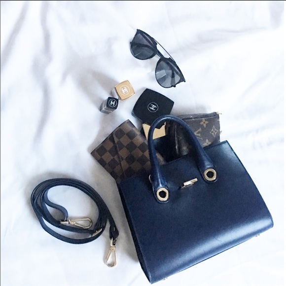 Authentic jimmy Choo Riley Tote Mini - Picture 1 of 7